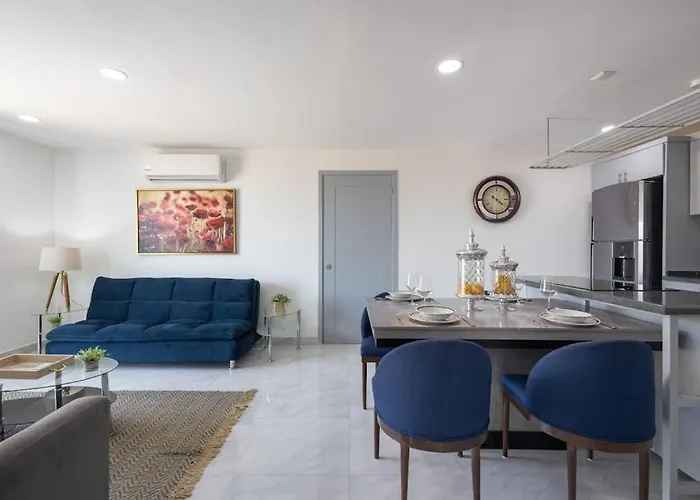 Ferienhaus Dog-friendly With Ocean-view Rooftop Infinity Pool, Ac & Gym