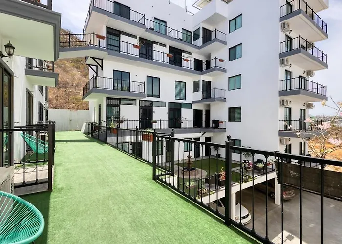Dog-friendly With Ocean-view Rooftop Infinity Pool, Ac & Gym Ferienhaus *