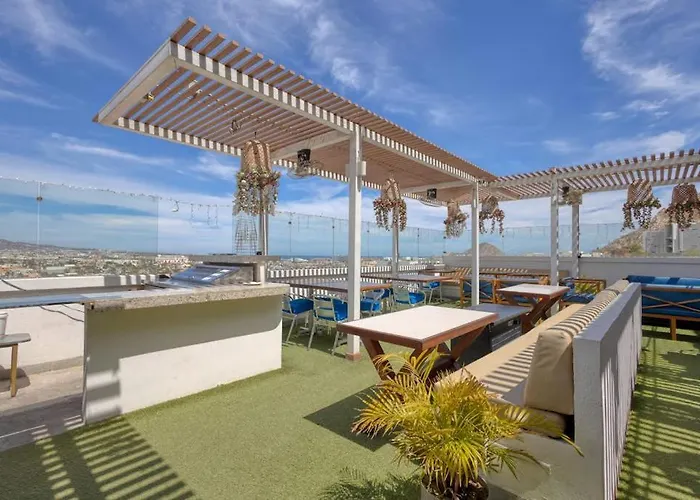Dog-friendly With Ocean-view Rooftop Infinity Pool, Ac & Gym Ferienhaus